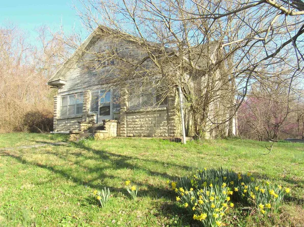 1200 Dive Rd, Bedford, IN 47421