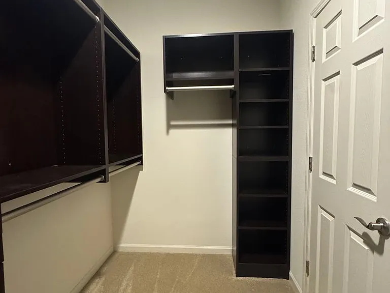 800 Valencia Ct — Photo 14
