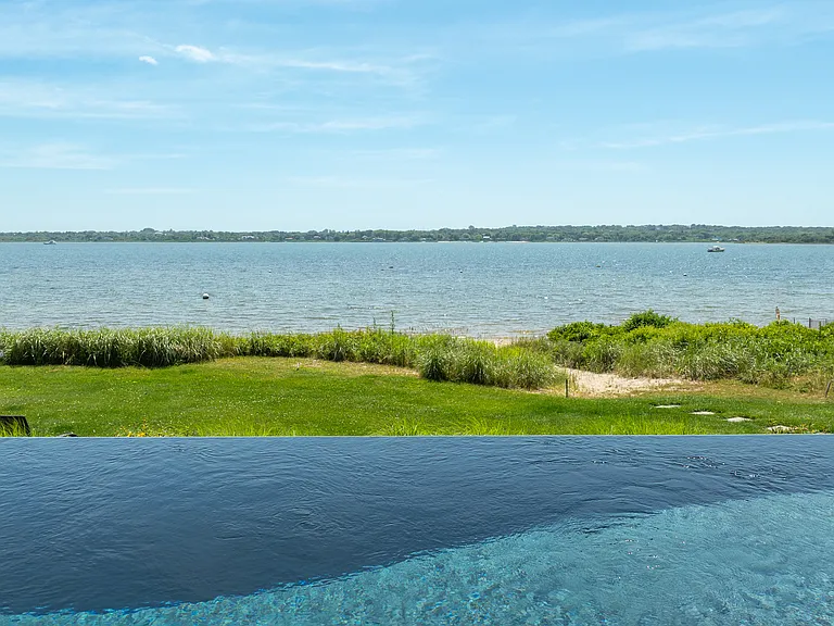 335 E Lake Dr — Photo 7