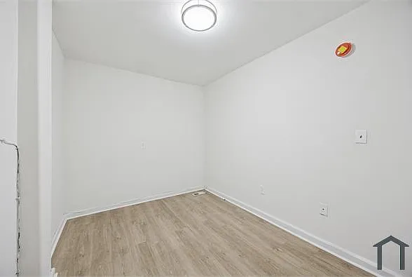 515 W Girard Ave #1R — Photo 9