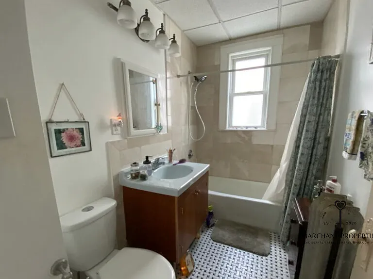 11 Harvard Ter #3 — Photo 14