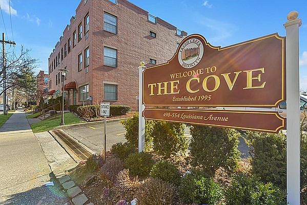 1st image of 526 Louisiana Ave Unit 3
