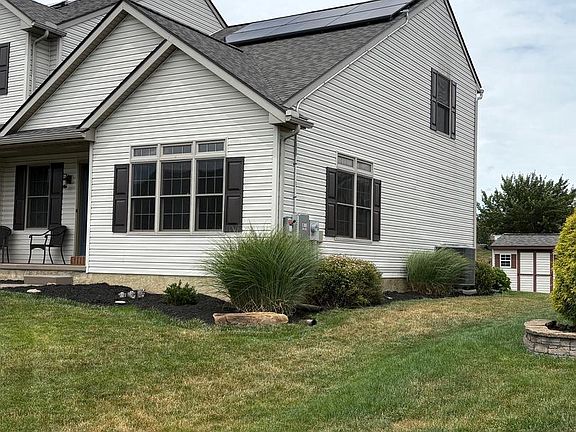3rd image of 152 Twin Creeks Dr