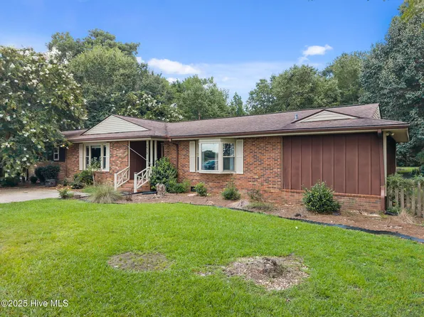 1413 Bud Hawkins Road, Dunn, NC 28334