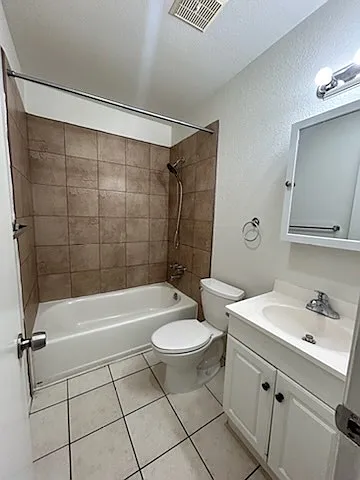12633 Lindo Ln #C — Photo 7