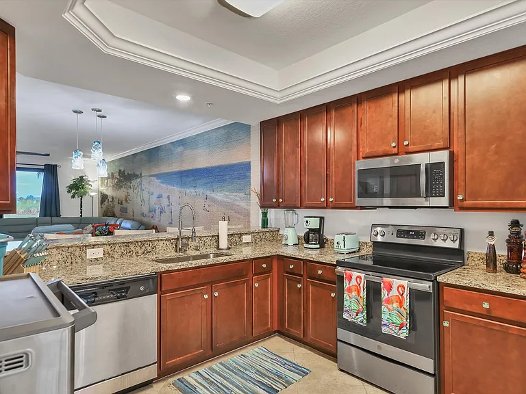 5558 Palmer Cir #101 — Photo 30