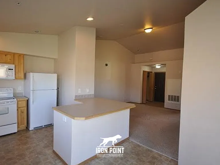 2107 E Whispering Willow Ln — Photo 9