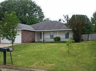 3435 W Vassar St, Fayetteville, AR 72704