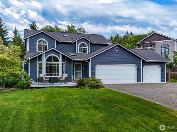 2294 Steamboat Loop E, Port Orchard, WA 98366
