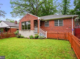 203 E Schuyler Rd, Silver Spring, MD 20901