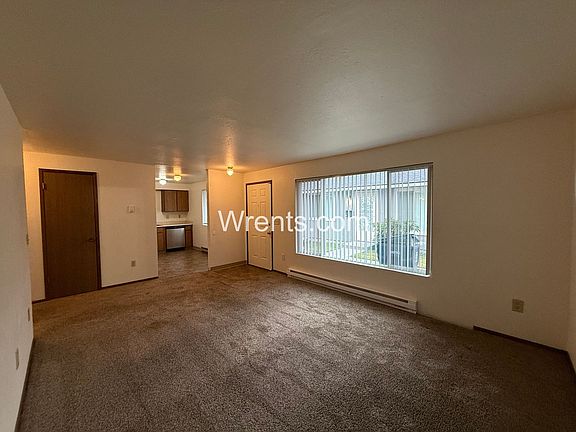 2nd image of 28-30 E Courtland Ave #28