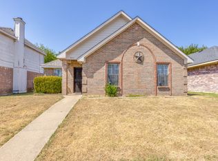 9843 Paramount Ave, Dallas, TX 75217