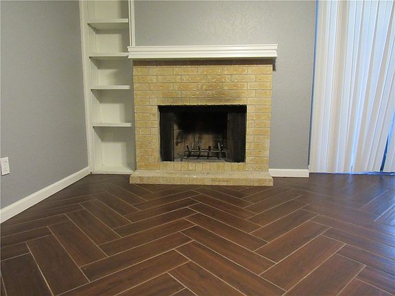 5th image of 1202-405 Thorpe Ln