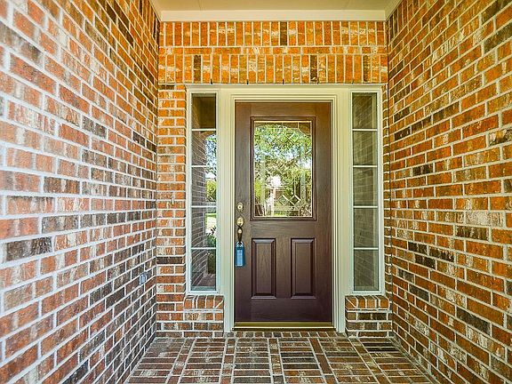 2nd image of 26614 Wild Orchard Ln