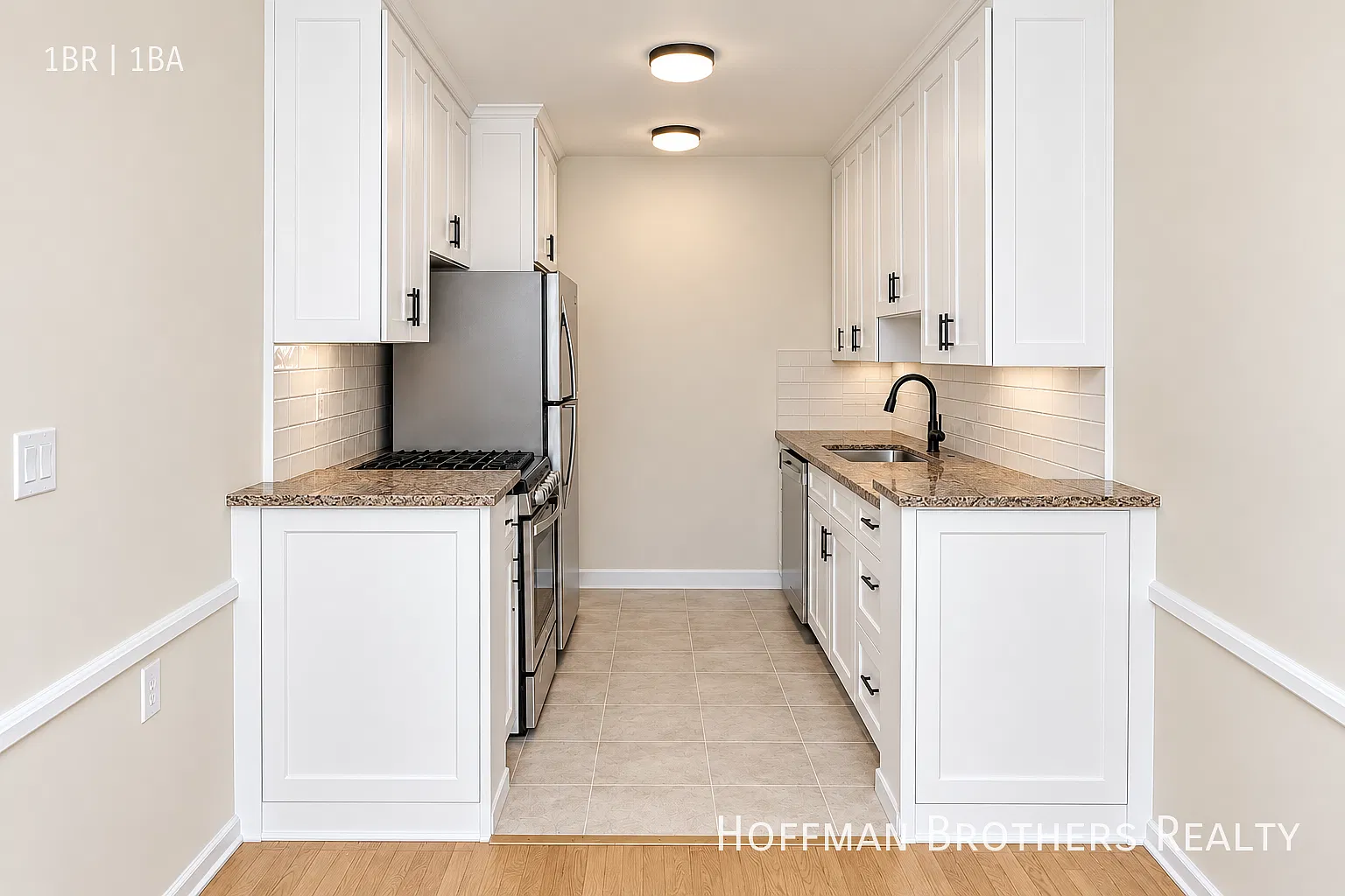 **2 Weeks Free**Refreshed 1 Bedroom by Plummer Park with On-Site Laundry Near Dining & Shopping — Photo 2
