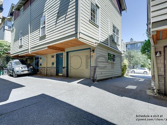 2nd image of 3625 Phinney Ave N #A