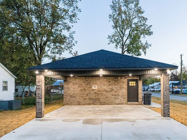 Carport