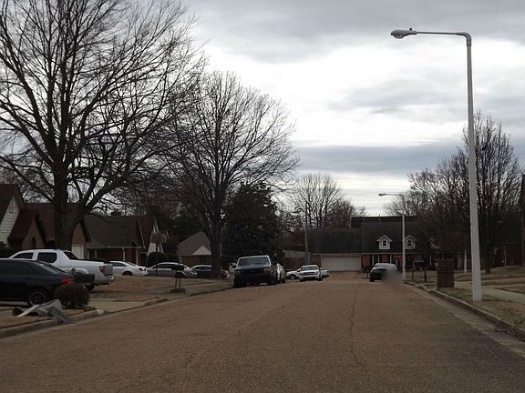 4th image of 2635 Coulter Ln