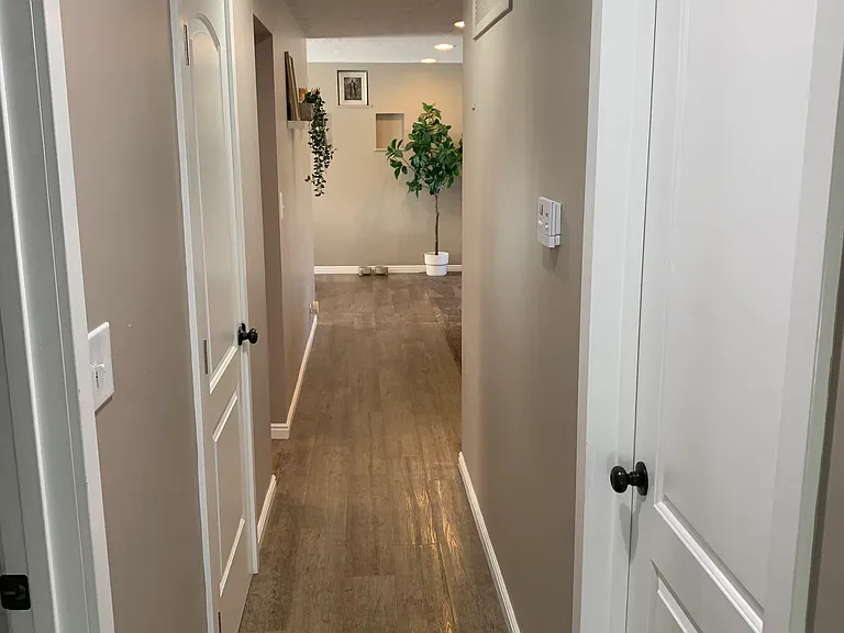 9902 S Sego Lily Dr E — Photo 11