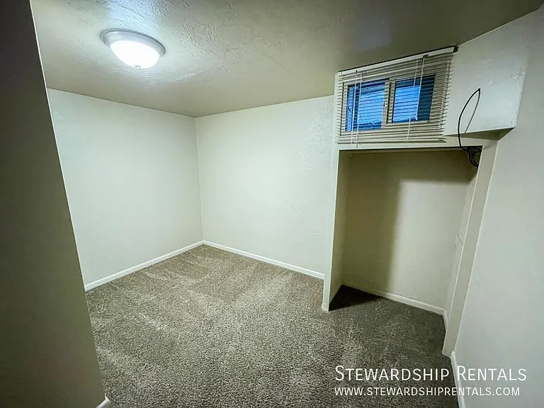 942 E 18th Ave #12 — Photo 8
