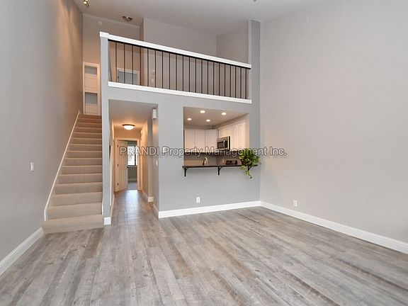 4th image of 156 Cypress Pl