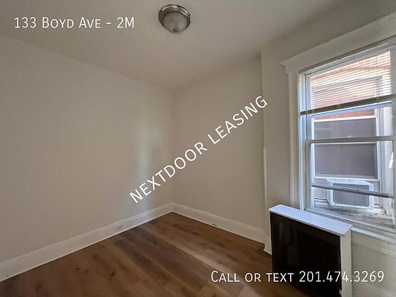 5th image of 133 Boyd Ave #2M