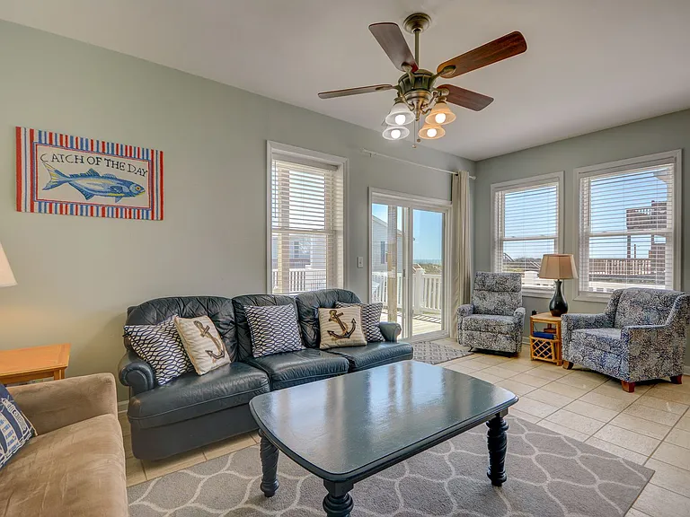 3812 Island Dr — Photo 4
