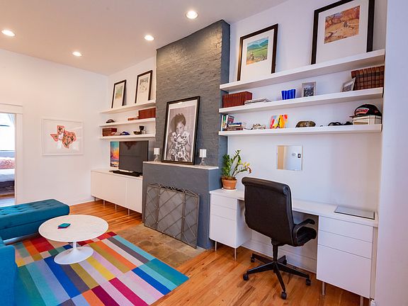 2nd image of 1854 N Lincoln Ave #1