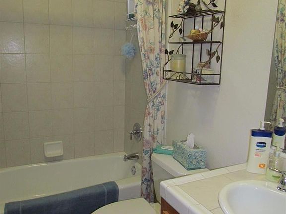 5th image of 1119 Deitz Cir
