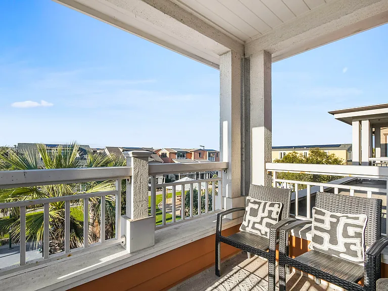 802 Santa Barbara Pl — Photo 28