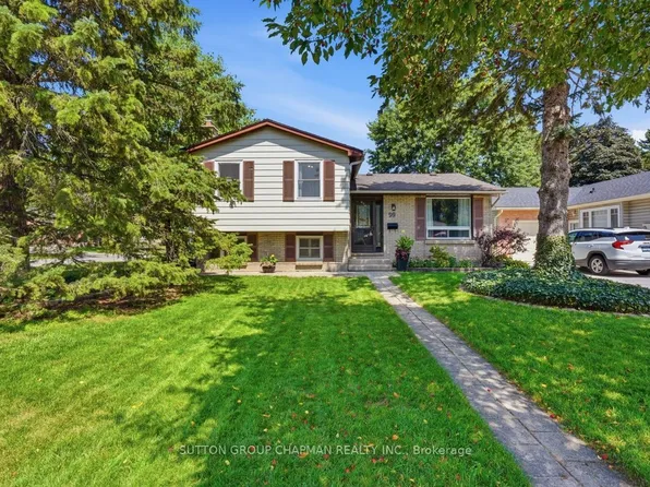 99 Inverary Cres, London, ON N6G 3L7