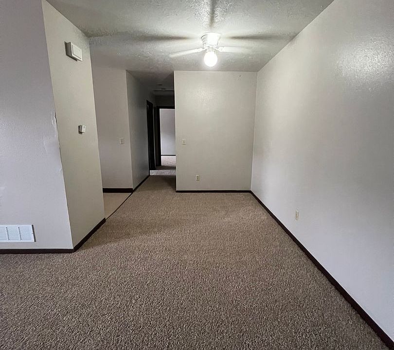 OTE7108 7108 Hillandale Rd Davenport IA Zillow