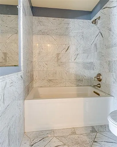 1900 Richard Jones Rd #V2 — Photo 15
