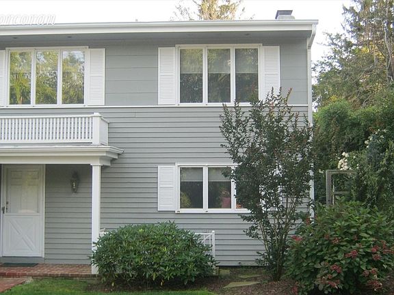 3rd image of 258 Montauk Ave
