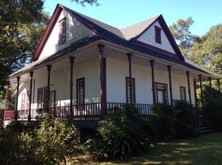 319 N Main St, Poplarville, MS 39470