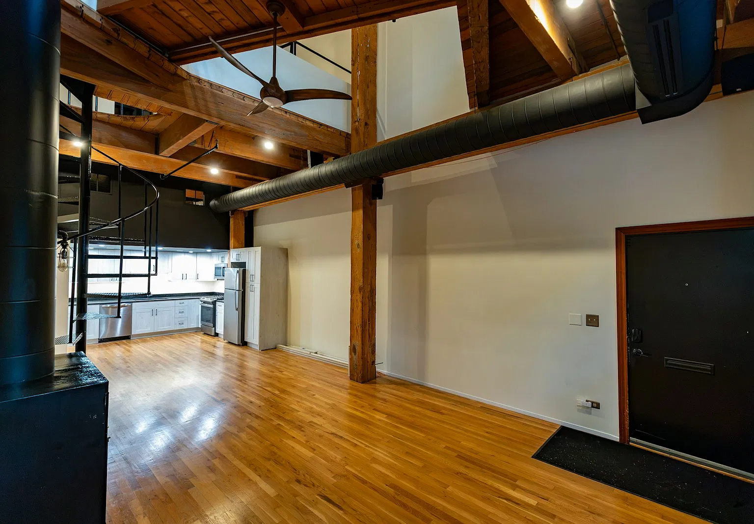 2411 North Surrey Court, Unit 1G — Photo 3