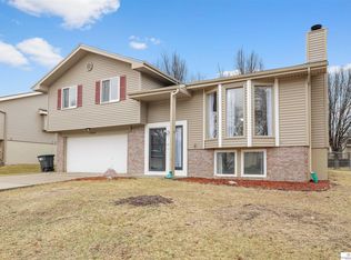 15231 Grover St, Omaha, NE 68144