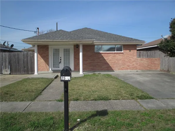 2512 Corinne Dr, Chalmette, LA 70043