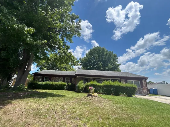 1105 Sword Dr, Chesapeake, VA 23323