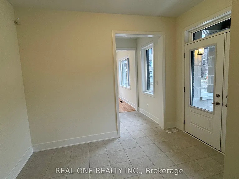 75 Robert Eaton Ave — Photo 4