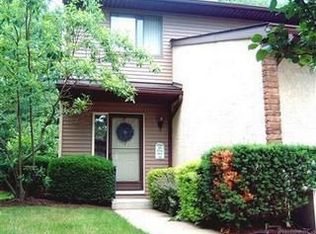 102 Olson Spur, Munroe Falls, OH 44262
