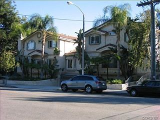 2nd image of 14328 Magnolia Blvd APT 4