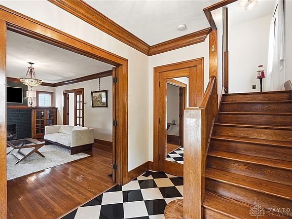 5th image of 64 Patterson Rd