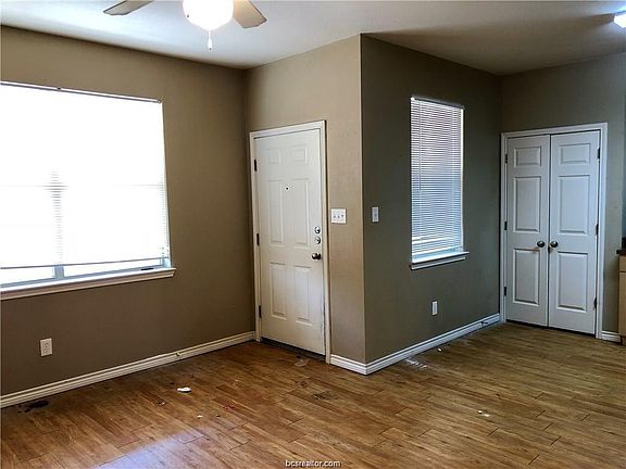 4th image of 1806 W Highway 21 APT 108