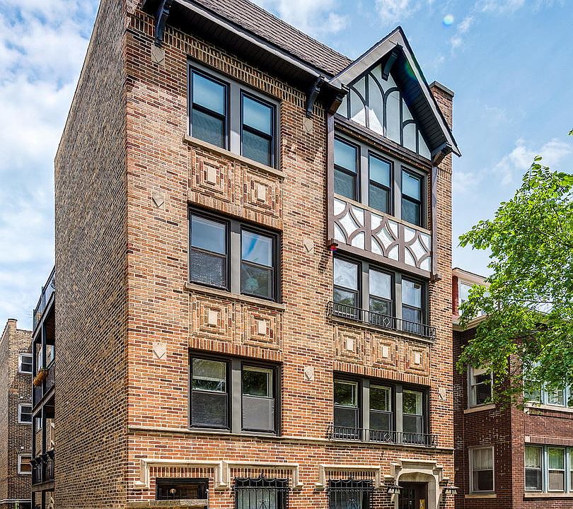 1st image of 4909 N Janssen Ave APT 2W