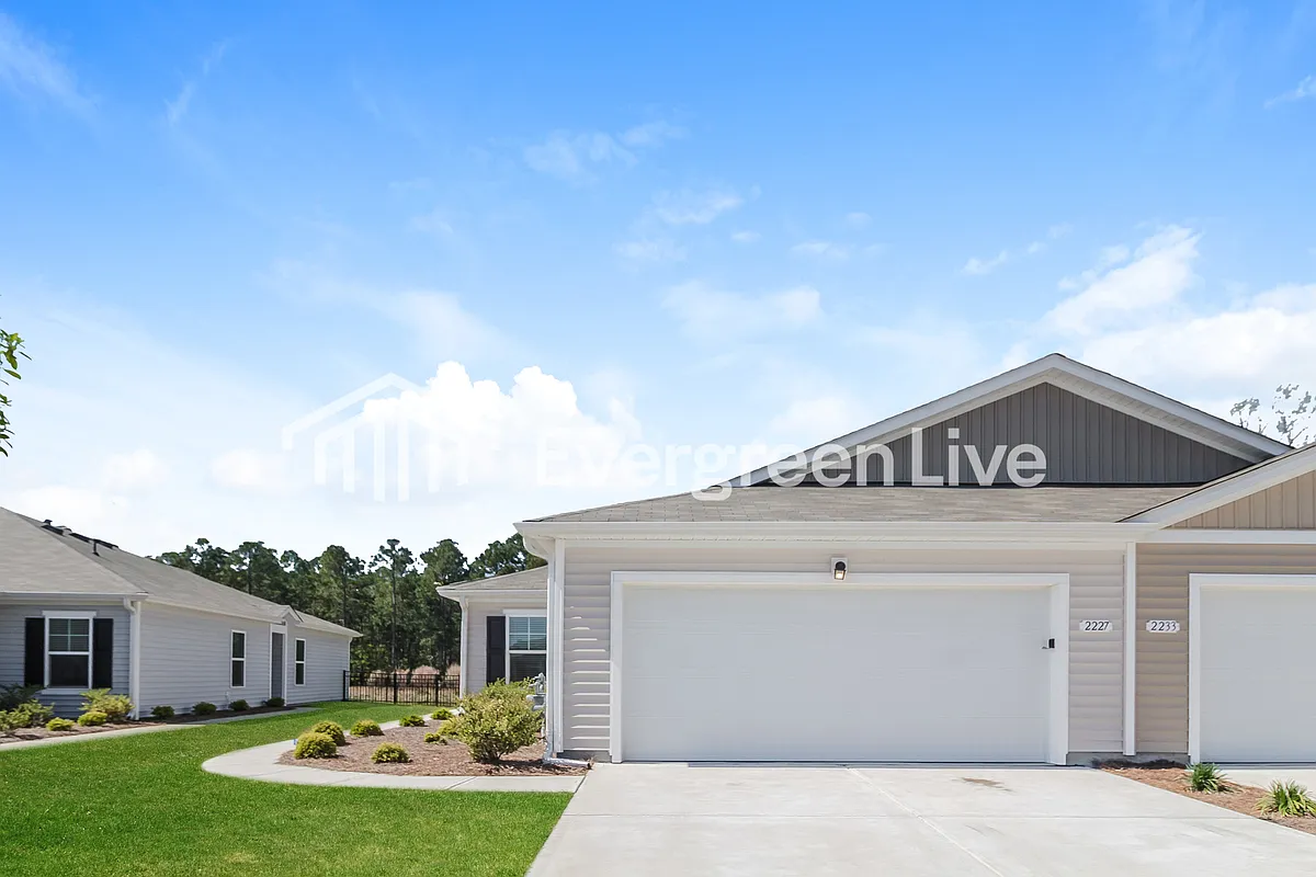 Building Photo - 2227 Courtina Way