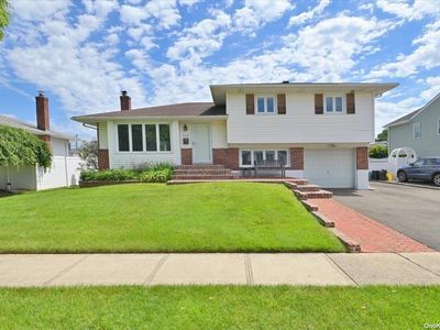 123 Lincoln Road, Plainview, NY, 11803