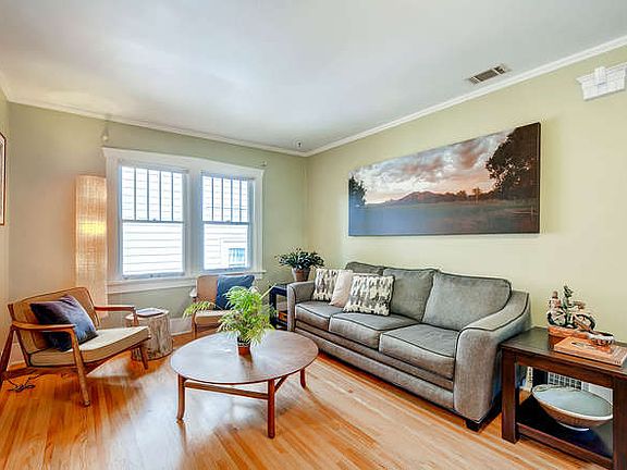 5th image of 1147 Laporte Ave