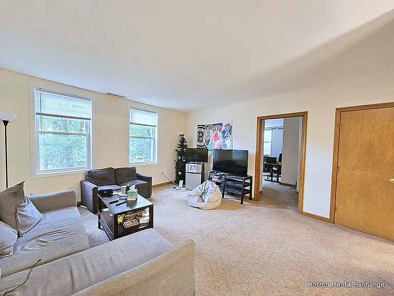 154 Cedar St #1-4 — Photo 4
