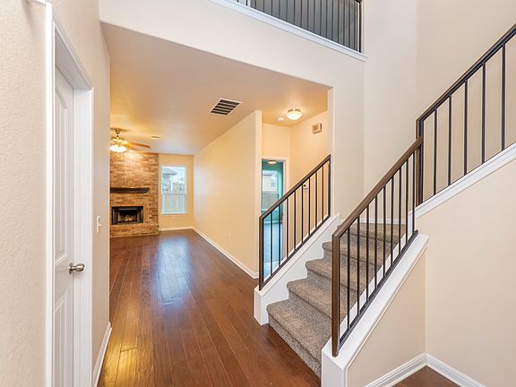 5th image of 82 Churchill Farms Dr